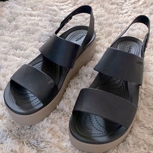 Crocs Brooklyn Wedge sandal Black size 9